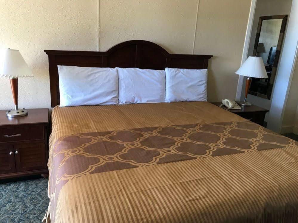 Alvin Extended Stay Exterior foto
